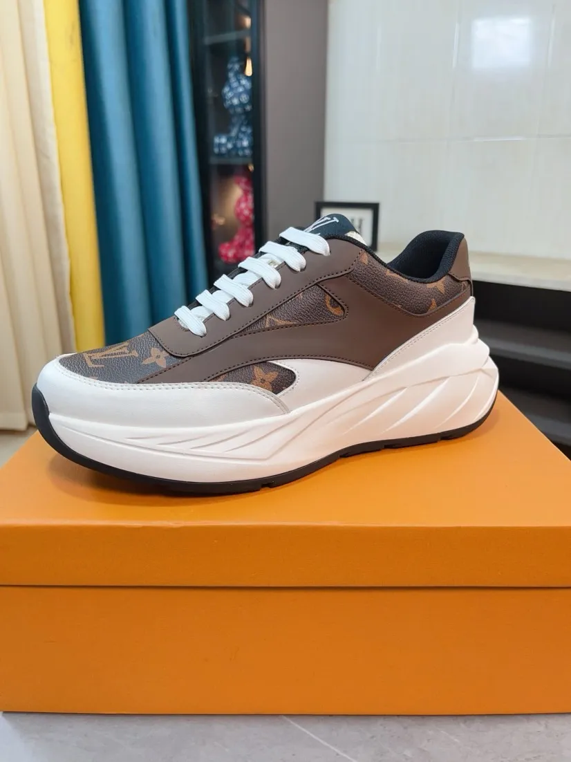 Men's shoes💰438🌹🌹[LV]🌹High-end brand of men's shoes: Official website 1:1 Latest masterpiece: The upper is made of Italian imported first-layer cowhide with special materials➕Full genuine leather lining🔥, making walking more convenient and comfortable! Exclusive new style, stunning work [color]! Create a fashionable personality to set off your uniqueness! A must-have for trendy men! Classic🔥Number: 38-44